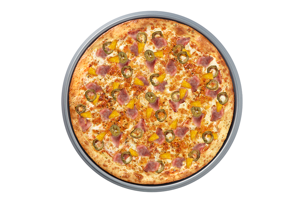 Spicy Hawaiian pizza